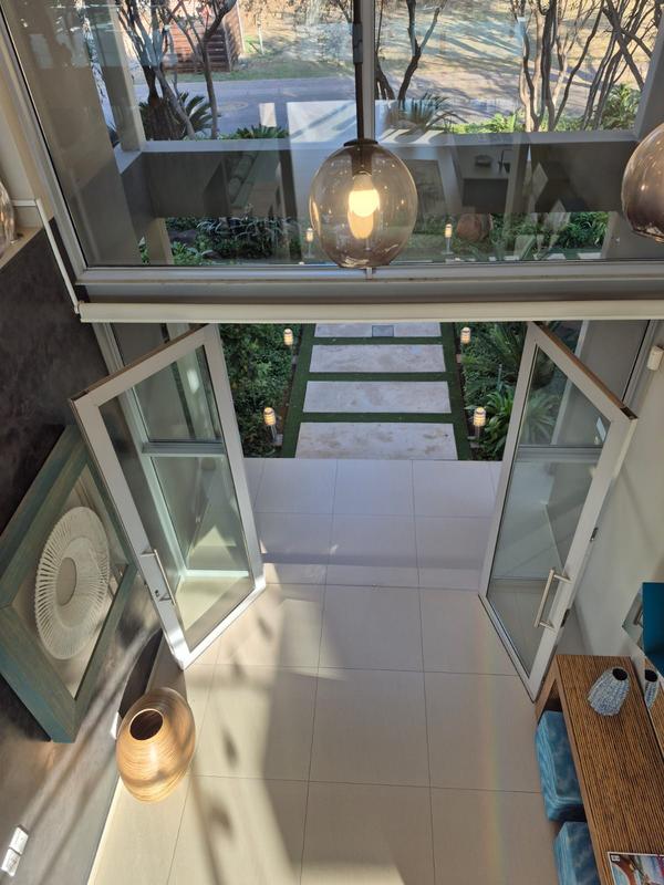 6 Bedroom Property for Sale in The Islands Estates North West